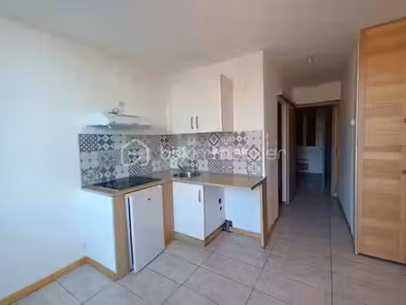 vente immeuble 6 pièces 95 m² à salies-du-salat (31260)  155 000 €