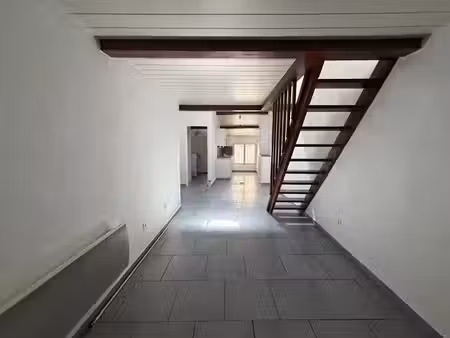 vente maison 6 pièces 125.21 m² à le val (83143)  158 000 €