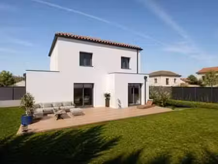 vente maison à sainte-pazanne (44680) : à vendre / 101m² sainte-pazanne
