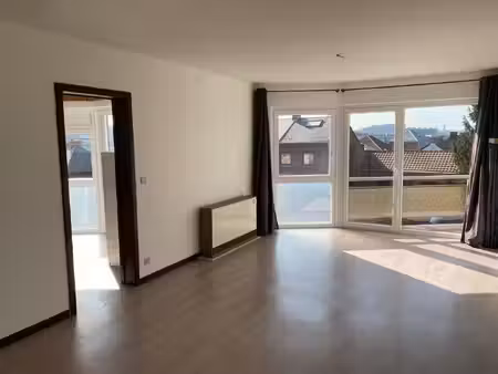 appartement à vendre avec terrasse et 2 chambres   lodelinsart (vbe56154)