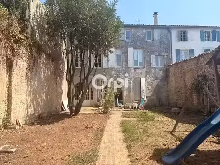 vente immeuble 5 pièces 270 m² à marennes-hiers-brouage (17320)  211 900 €
