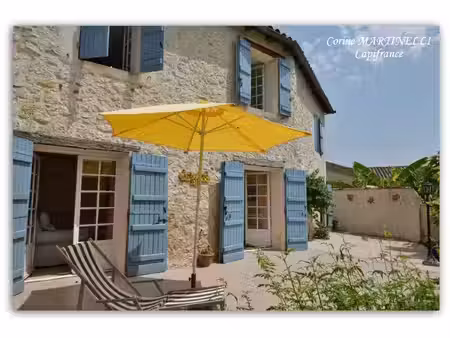 maison de village avec jardin  piscine et garage — cœur du gers