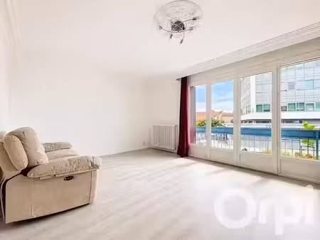 vente appartement 4 pièces 113 m² à saint-gaudens (31800)  120 000 €