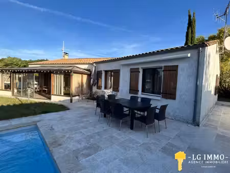 maison 144m2  4 chambres avec piscine et 1444m2 de terrain