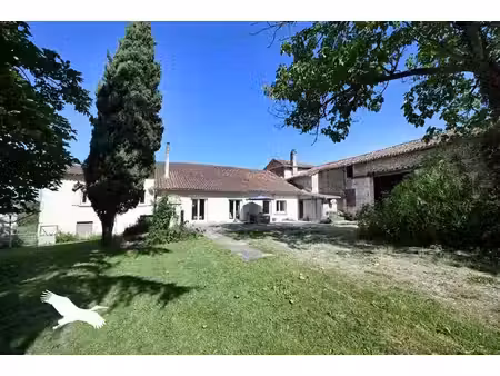 vente maison 6 pièces 188 m² juignac (16190)