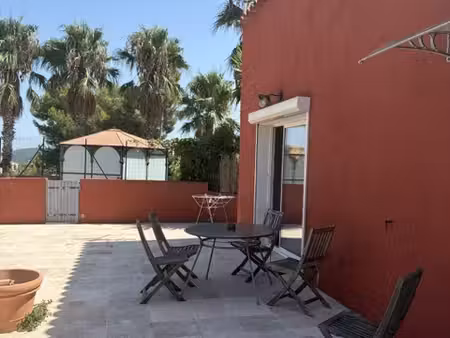 sanary - maison t3 meublee