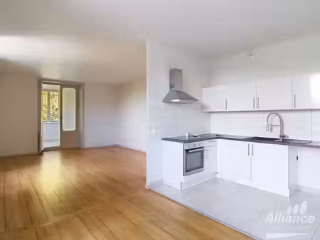 location appartement 3 pièces 93m² valentigney 25700
