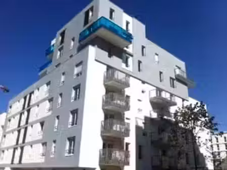 location parking à massy (91300)  90 €