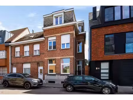huis te koop in aartselaar met 2 slaapkamers