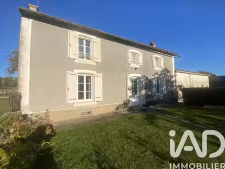 maison à cherveux (79410)