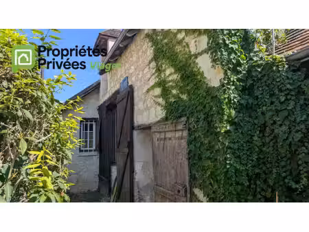 maison en viager occupé.la roche posay .h 89 ans f 94ans