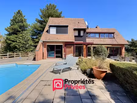 villa 5 chambres  piscine et sauna  garage 2 voitures