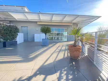 toit-terrasse d’exception avec double garage - à pied de la mer et des commerces