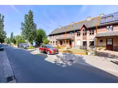 huis te koop in assebroek met 4 slaapkamers