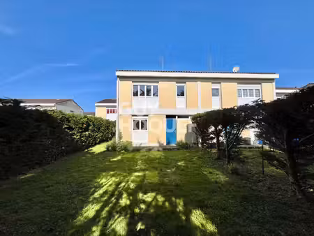 maison 3 chambres  avec garage et jardin
