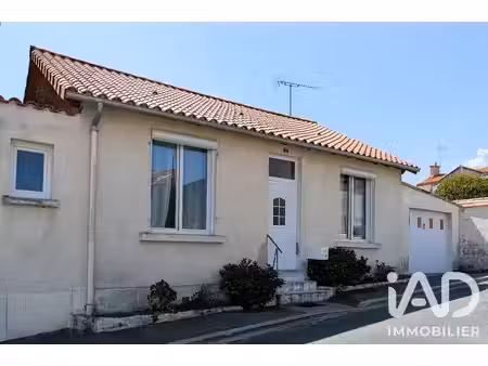 maison à treize-vents (85590)