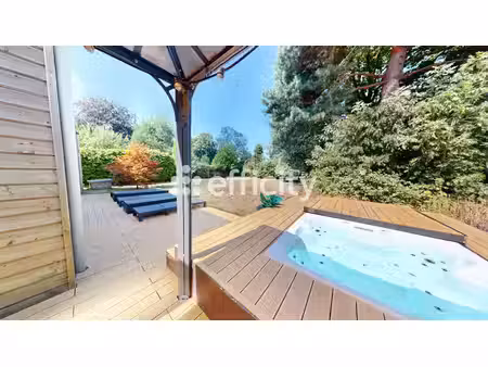 local commercial 7 pièces - 538 m²