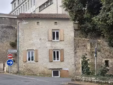 location maison 3 pièces 62m² valence en poitou 86700