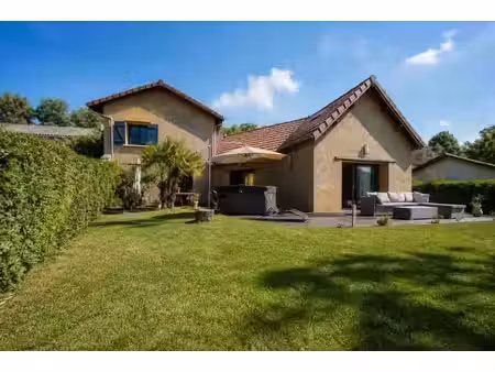 vente maison 4 pièces 135 m² saint-chef (38890)