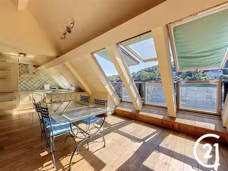 triplex à vendre avec 3 chambres   dinant (vbe56280)