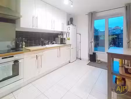location maison 3 pièces 81.04 m² à saint emilien de blain (44130)  714 €