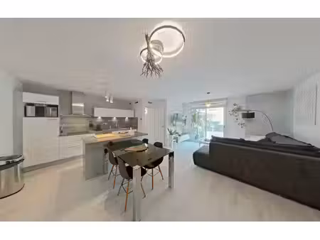 appartement de 69 m² à albertville - 199 000 €