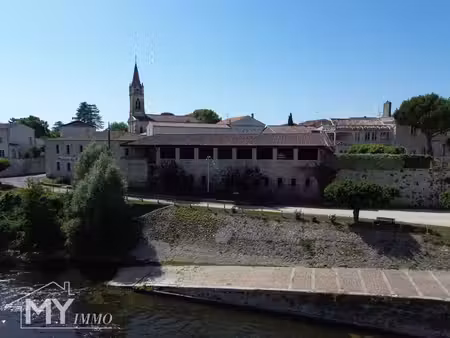port sainte foy et ponchapt : ensemble immobilier de caractère avec vue sur la dordogne