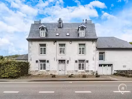 maison de maître à vendre en bord de meuse à anseremme