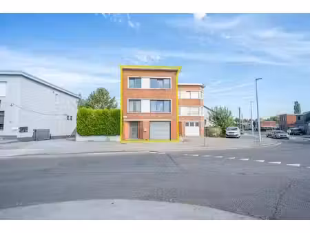 maison bel-étage 3 chambres avec garage  terrasse et jardin
