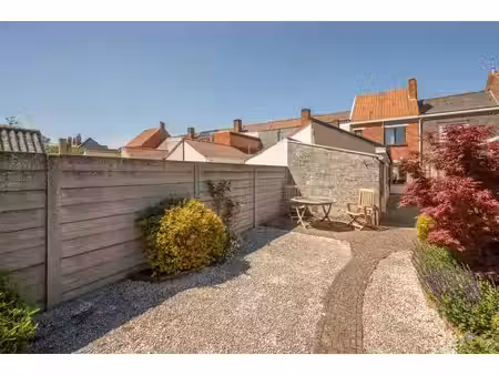 centrum maldegem - rijwoning met aanpalende garage