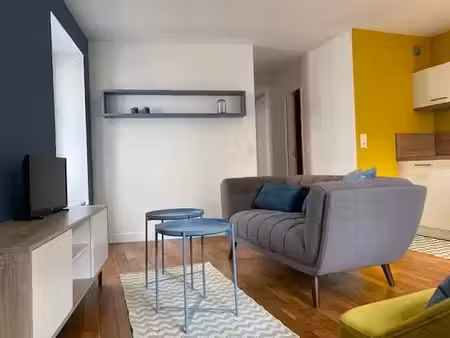 location meublée appartement 2 pièces 38 m² à lyon 1er (69001)  922 €