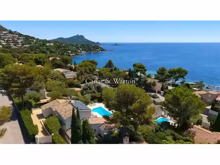 vente villa 6 pièces 180 m² à saint-raphael (83700)  1 370 000 €
