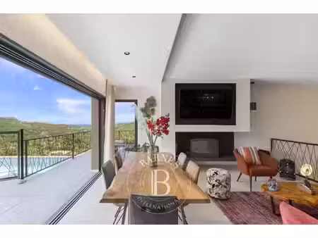 exclusivite - sainte lucie de porto vecchio - villa d'architecte  4 chambres  piscine  vue