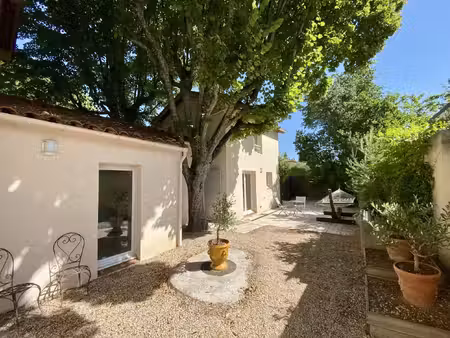 location maison 3 pièces 53 m² à aix-en-provence (13080)