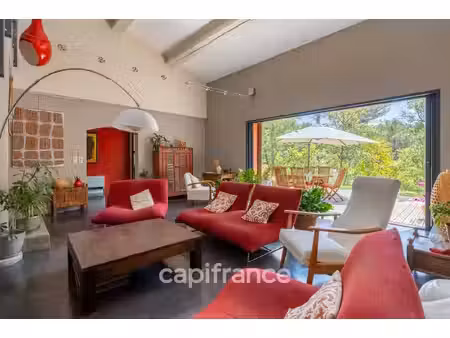 maison à vendre 7 pièces avec t2 indépendant à fuveau avec jardin