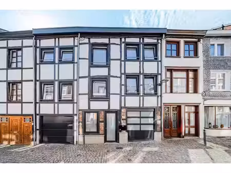 demeure historique unique au cœur de stavelot