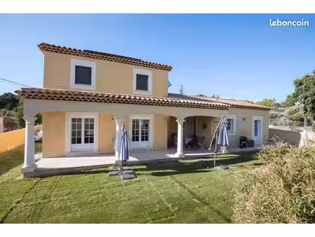 maison t5 la fare les oliviers