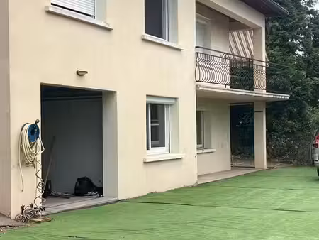 a vendre – maison familiale de 160 m² avec garage et grand jardin clos de 800 m² neuville-