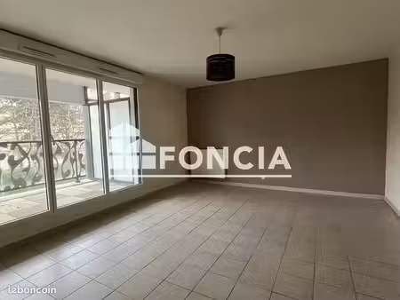 appartement 2 pièces 61 m²