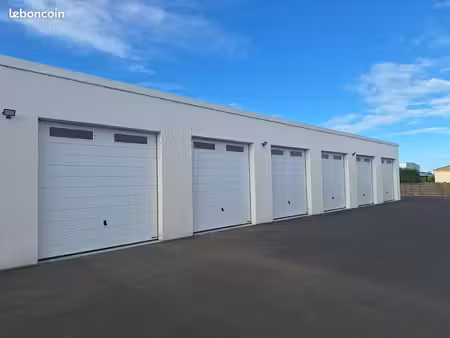 garage/box 35 m² les sables d olonne