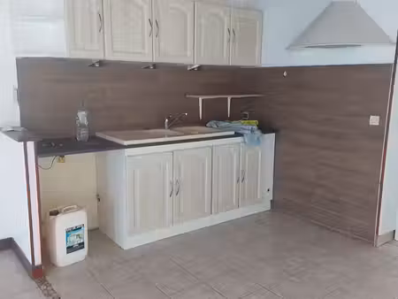 loue petite maison de plein pied