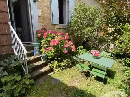 maison 2 pièces 65 m²