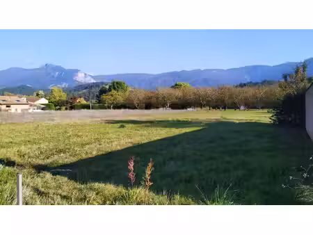 terrain constructible viabilisé à vendre