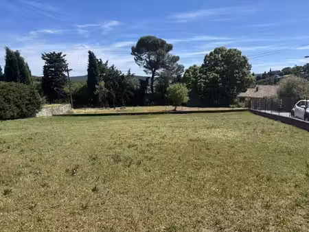 terrain constructible viabilisé à vendre