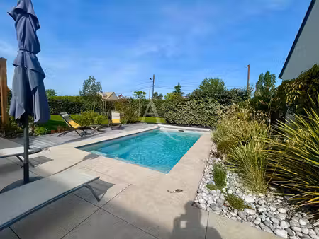 vente maison 8 pièces  135.64m²  cerelles