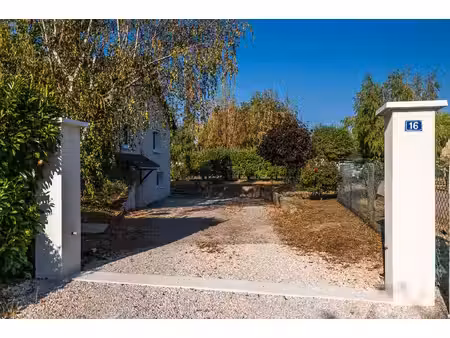 maison rénovée à saint germain du plain de 156 m² avec 5 chambres