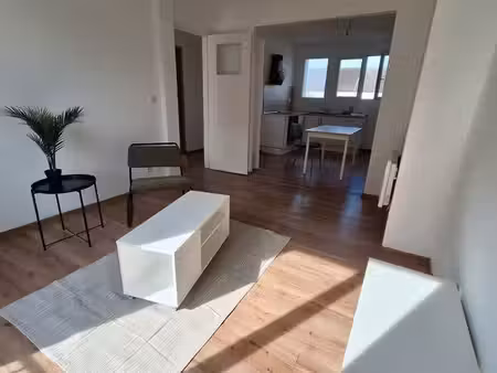 t2 meublé 40 m² – bouchain – cave – disponible immédiatement