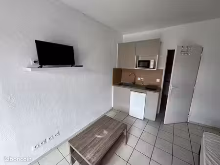 appartement studio a louer au puy-en-velay