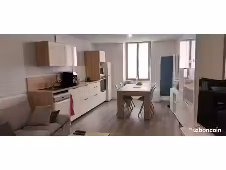 t4 duplex appartement 86 m² rue victor hugo tullins disponible à partir du 12 septembre