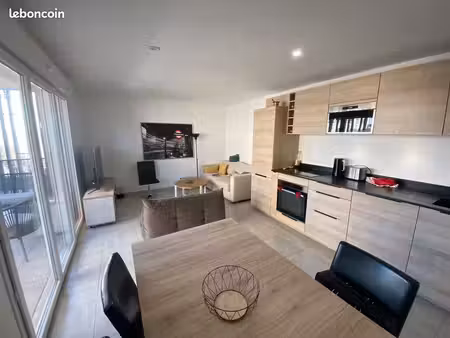 beau t3 meublé 67m2 à louer – terrasse  parking privatif et garage en sous-sol